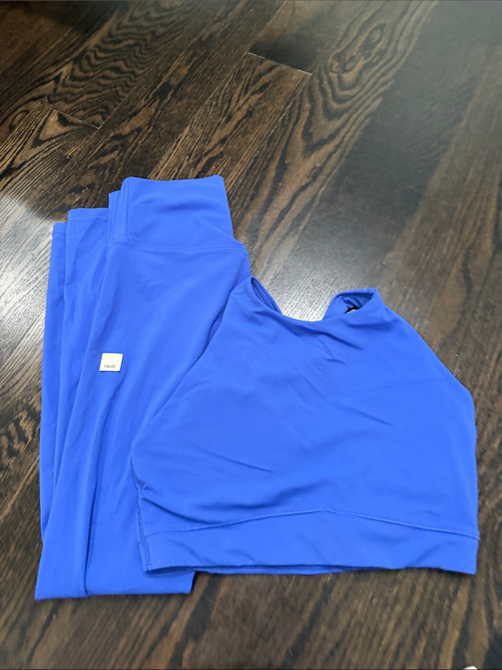 Vuori blue workout set